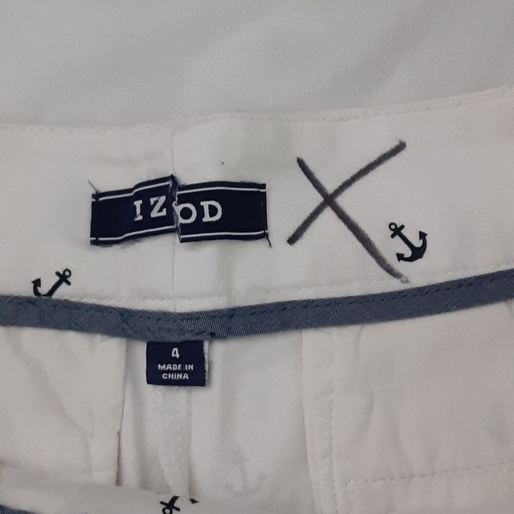 4/$25 NWT Izod shorts with an anchor print - Picture 3 of 8